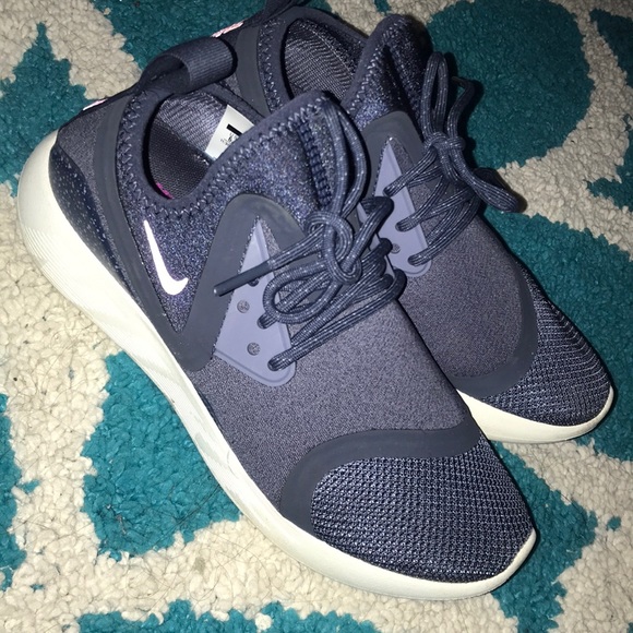 Nike Shoes - Nike size 6.5 I love them but they are too small